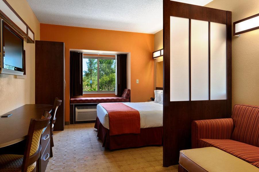 Microtel Inn & Suites By Wyndham Verona Exterior photo